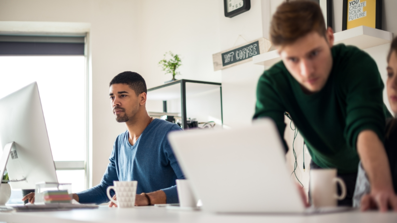 Fazer o bem faz parte do negócio quando empresas responsáveis crescem de forma consistente, observa Vitor Barreto Moreira.