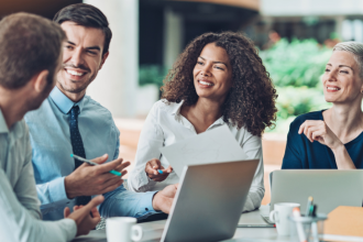 Como Empresas Estão Reforçando a Proteção Financeira e a Retenção de Talentos com Estratégias de Benefícios