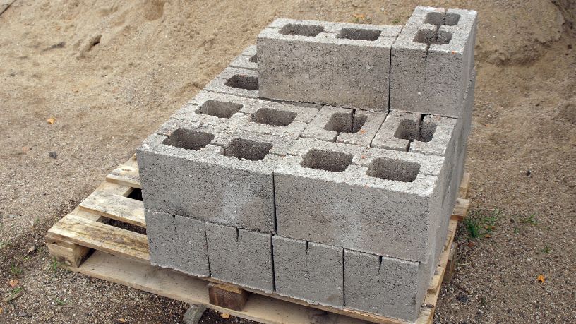 Muito além da mistura, Valderci Malagosini Machado mostra como a definição correta do traço impacta diretamente a qualidade e a performance dos blocos de concreto.