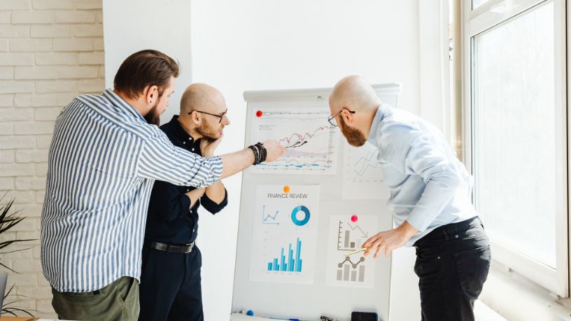 Alta da energia pressiona empresas e deve encarecer produtos no Brasil